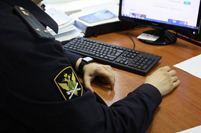 В Тольятти у компании за долги арестовали три тягача, три прицепа и "Ларгус"