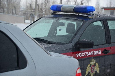 Росгвардейцы задержали в Самаре двух молодых людей, воровавших автомобильные аккумуляторы