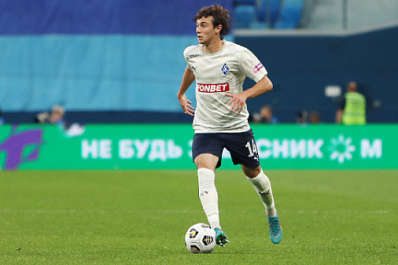 Корниленко прокомментировал переход полузащитника Коваленко из "Крыльев" в "Сочи"