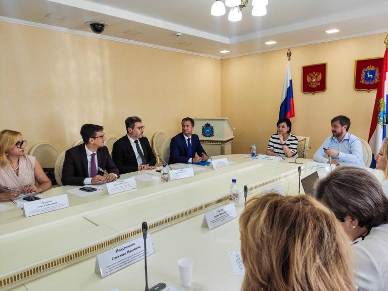 Самарская область первая в России реализует новый для страны проект "Социальный координатор"
