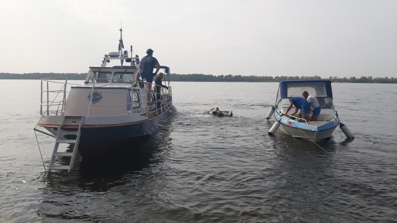 В Самарской области нашли тела трех человек, пропавших после ЧП с катером и баржей на Волге