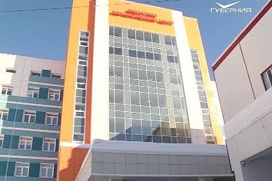 Вторую тройню выписали из перинатального центра больницы имени Середавина