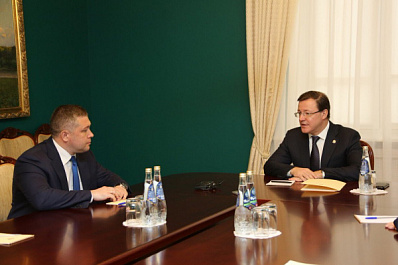 Главу регионального пограничного управления ФСБ представили Дмитрию Азарову