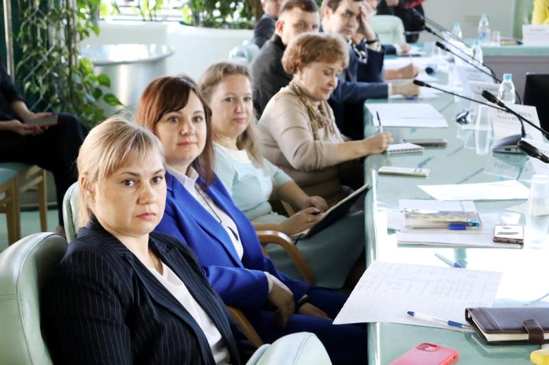 В Самарской губернской думе выбрали победителей конкурса "Репин наш!"