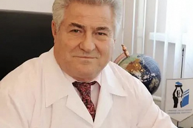 Дмитрий Азаров поздравил Геннадия Котельникова с днём рождения 