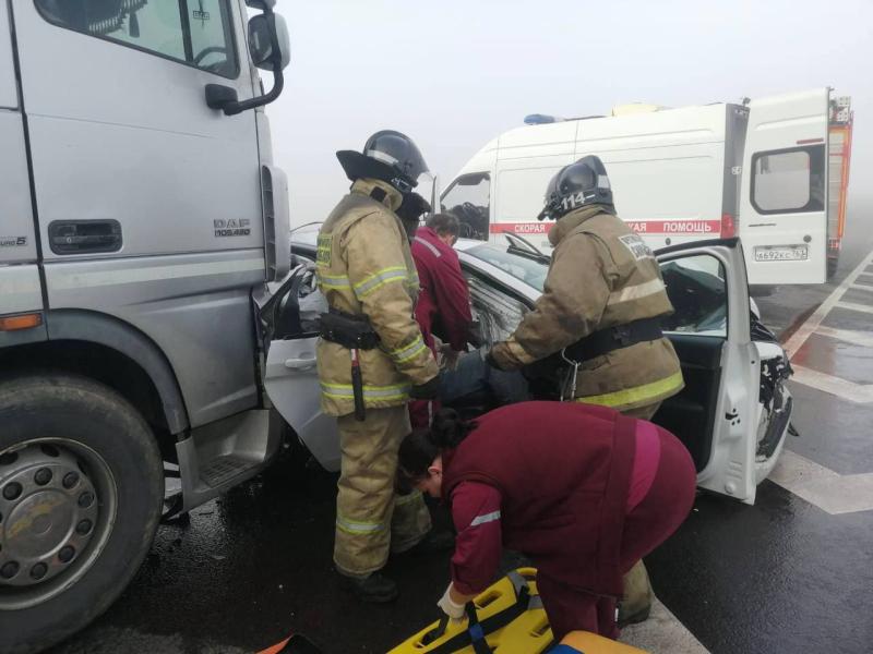 Под Тольятти 1 мая три человека пострадали в массовом ДТП 