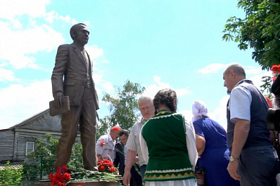 В Самарской области появился памятник башкирскому писателю и языковеду Габбасу Давлетшину