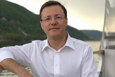 Сегодня губернатор Дмитрий Азаров отмечает день рождения