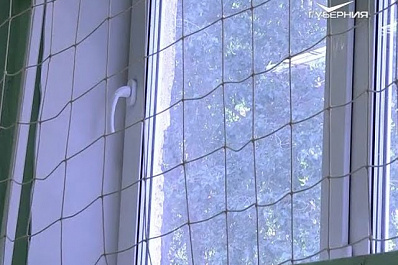 Спортзал 66-й школы Тольятти должны отремонтировать до начала учебного года