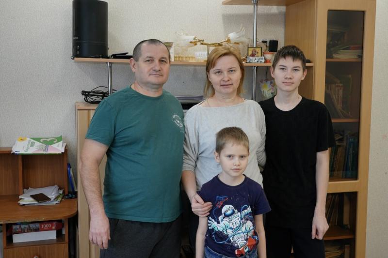 Соцконтракт помог многодетной семье из Елховского района открыть полезное производство