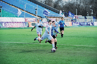 Розыгрыш сработал: женская команда "Крылья Советов" одержала первую победу в текущем чемпионате Суперлиги