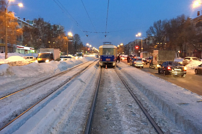Рано утром в Самаре трамвай № 19 сбил мужчину
