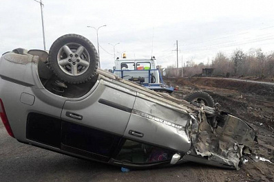 Автоледи на X-TRAIL перевернулась на трассе в Самарской области