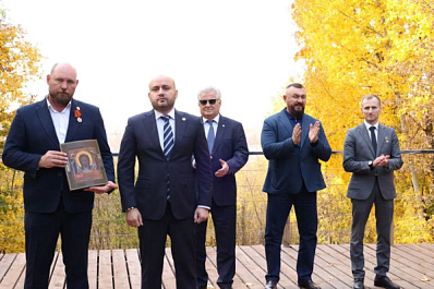 Вячеслав Федорищев вручил государственные награды жителям Самарской области 