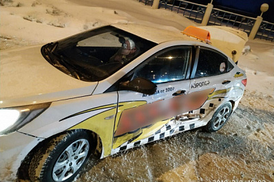 В Тольятти трехлетняя девочка пострадала в ДТП по вине таксиста