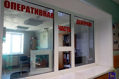 В Самарской области мужчина во время застолья избил экс-возлюбленную