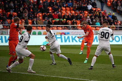 Крылья Советов в матче РПЛ сыграли вничью с Уралом