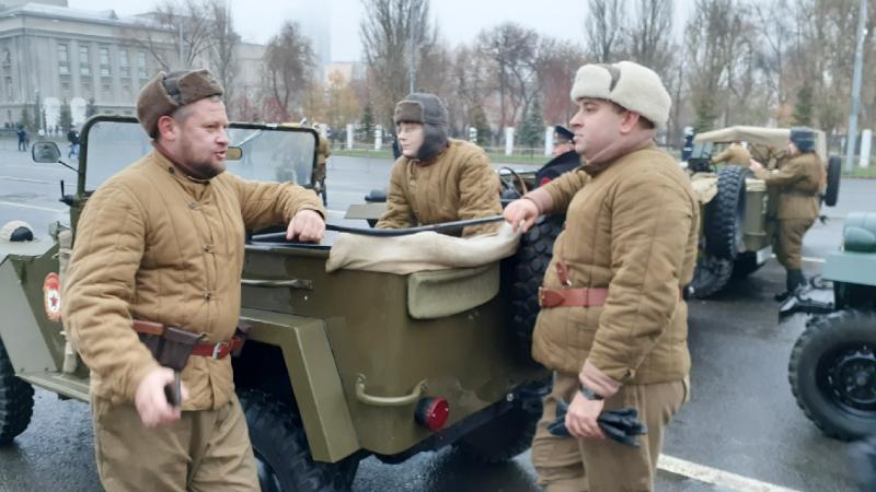На площади Куйбышева в Самаре в 9-й раз проходит Парад Памяти