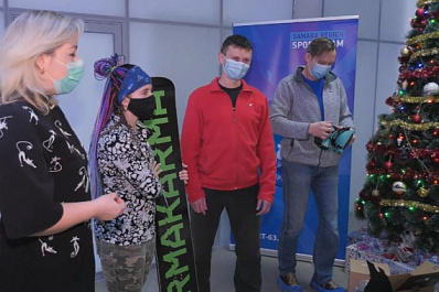 Самарскому парасноубордисту подарили новую доску 