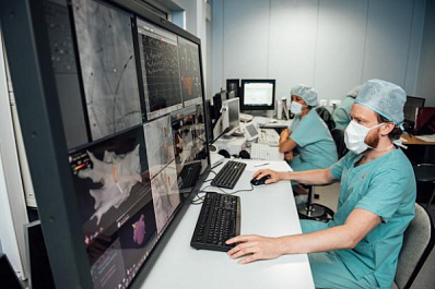 Хирурги новосибирской клиники сделали 1000-ю операцию на сердце с помощью робота