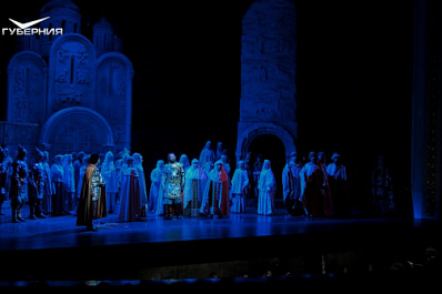 Самарские артисты вместе с певцами из Москвы, Санкт-Петербурга и Беларуси представили оперу "Князь Игорь"