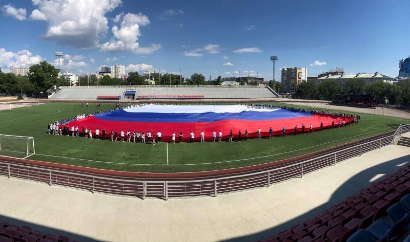 "Единая Россия" поздравила жителей регионов с Днём России