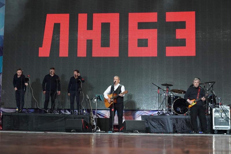 В День России в Самаре выступила группа "Любэ"