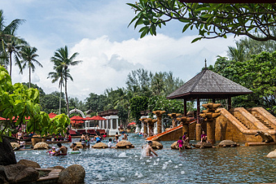 В Таиланд пустят российских туристов, вакцинированных "Спутником V"