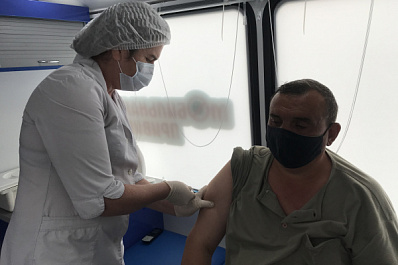 Глава Роспотребнадзора призвала россиян вакцинироваться до начала лета