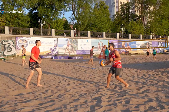 Волейбол и регби на пляже. Мастера спорта