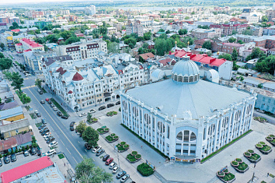 Вечер Рахманинова: в Самарской филармонии выступит пианист Филипп Копачевский