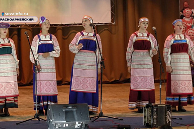 Красноармейский район представил концертную программу на фестивале народного творчества