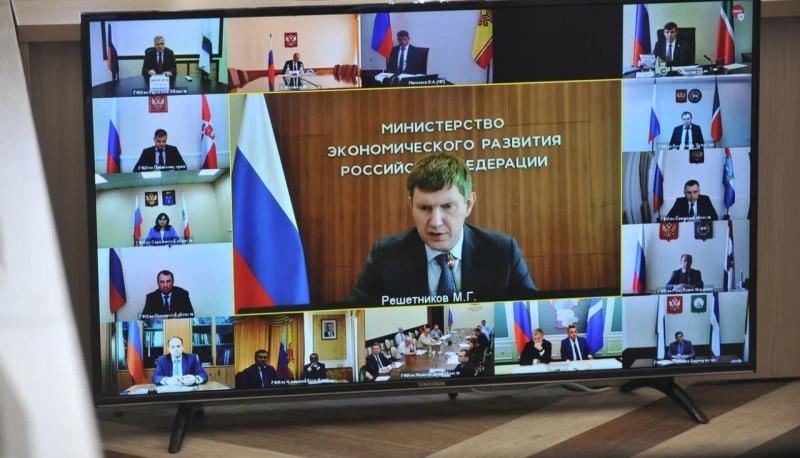 Дмитрий Азаров на заседании Совета ПФО внес предложения по доработке действующих мер поддержки экономики