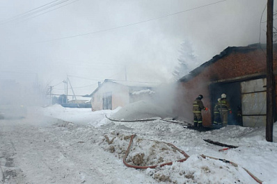 Прокуратура взяла на контроль расследование пожара в гараже Сергиевской ЦРБ