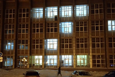 На тольяттинских зданиях 11 марта появилась буква "Z"