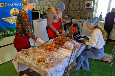 В селе Самарской области активисты производят мясные чипсы для солдат