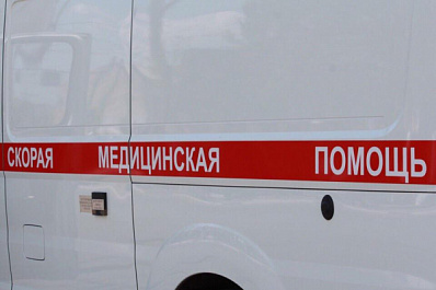 Беременная женщина попала в больницу из-за аварии с тремя иномарками в Тольятти