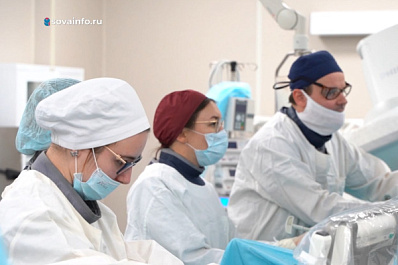 Самарские кардиохирурги провели уникальную операцию на сердце