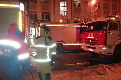 Возгорание сараев в центре Самары локализовано