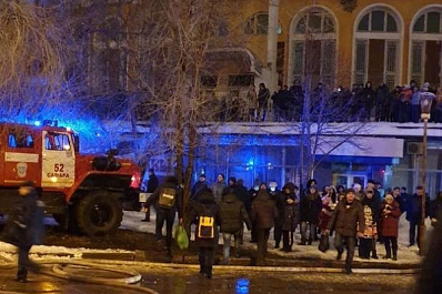 В Самаре эвакуировали людей из горящего ресторана "Золотая Пагода"