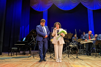 В Тольятти исполнили джаз певица Сона Гюлхасан и пианист Рафаэль Петросян