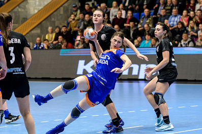 Гандбольная "Лада" обыграла "Ставрополье"