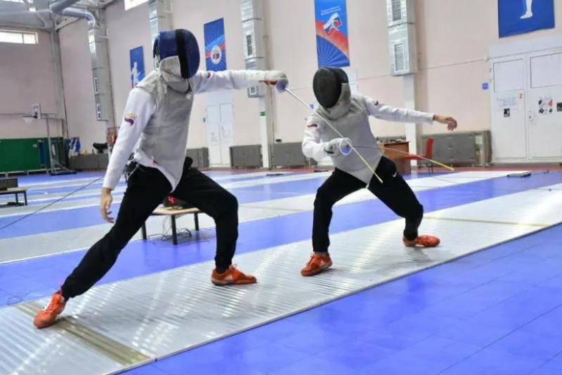 Сборная Самарской области по фехтованию завоевала бронзовые медали в Минске