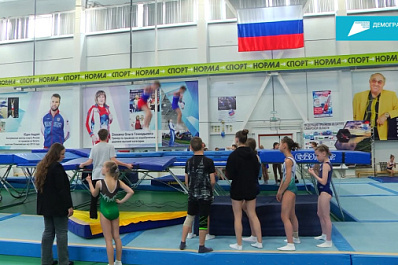 В Тольятти прошли областные соревнования по прыжкам на батуте памяти заслуженного тренера СССР Виталия Гройсмана