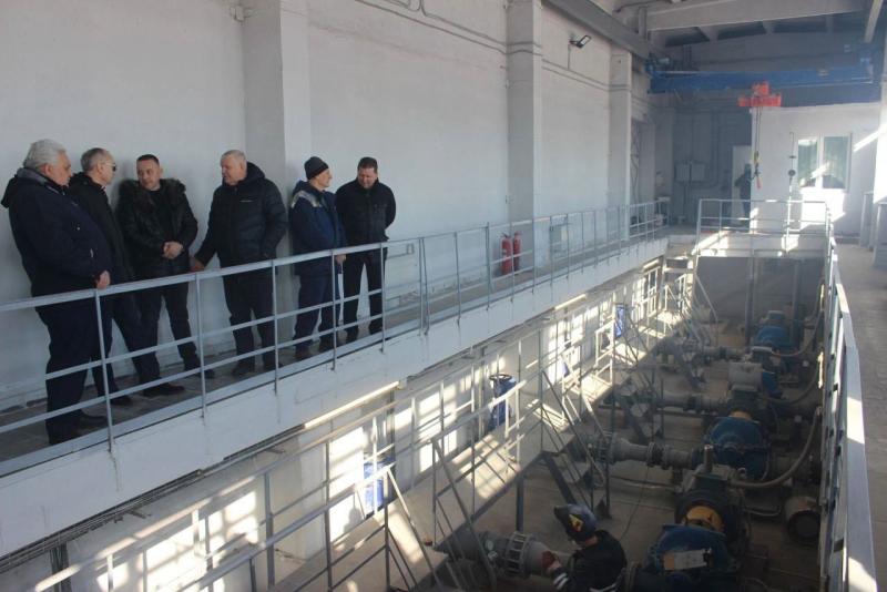 Сенатор Кислов провел прием граждан и проверил ход модернизации оросительной системы в Приволжском районе