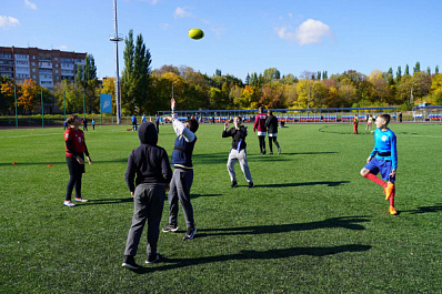 На самарском стадионе "Салют" во второй раз прошел турнир детского регби