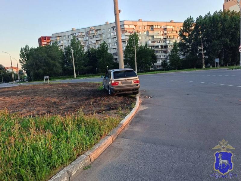 В Самаре молодой водитель на Toyota Camry сбил 11-летнюю девочку