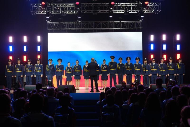 В Самаре наградили волонтеров форума "Россия — спортивная держава"