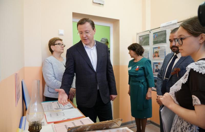 Современная школа, новый ФАП и ремонт ДК: губернатор Дмитрий Азаров проинспектировал качество работ на соцобъектах Шигонского района