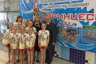 Серебро и бронзу завоевали синхронистки из Самары на международных соревнованиях